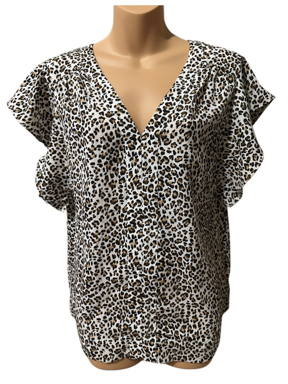 Sanctuary Leopard Print Flutter Sleeve V-Neck Blouse Top M Business Western Boho